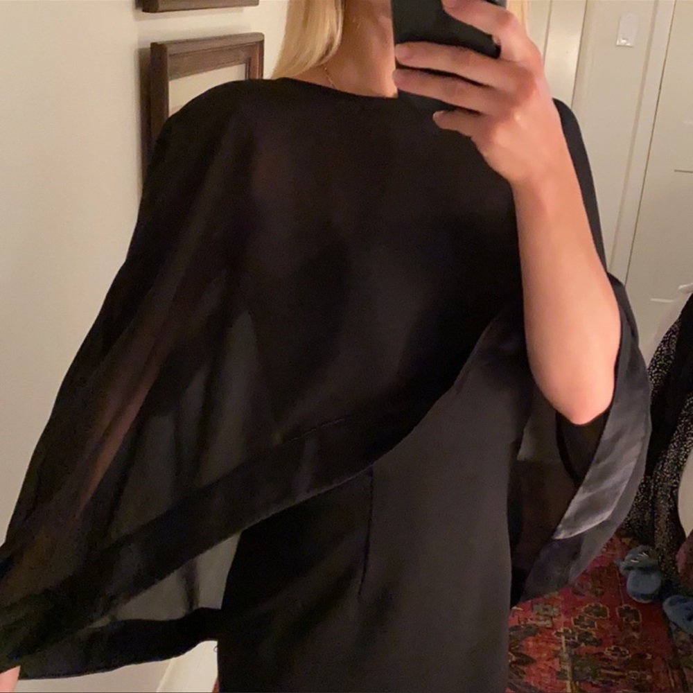 Strapless dress with shall covering - Picture 2 of 7